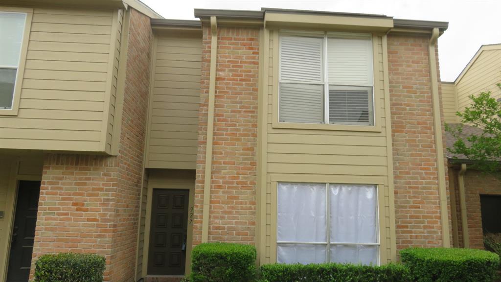 Foto principal - 927 Memorial Village Dr