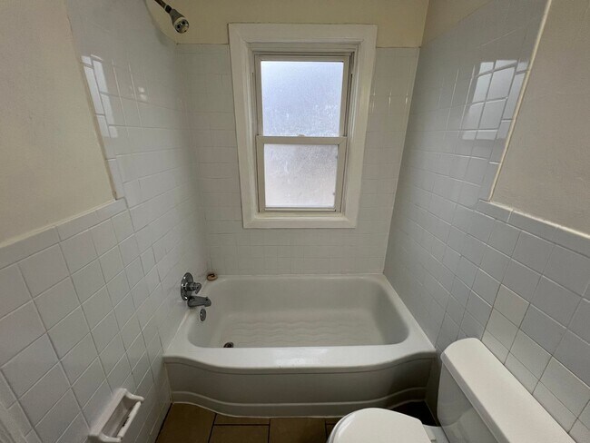 Building Photo - 10225-27 St. Katherine Ln.