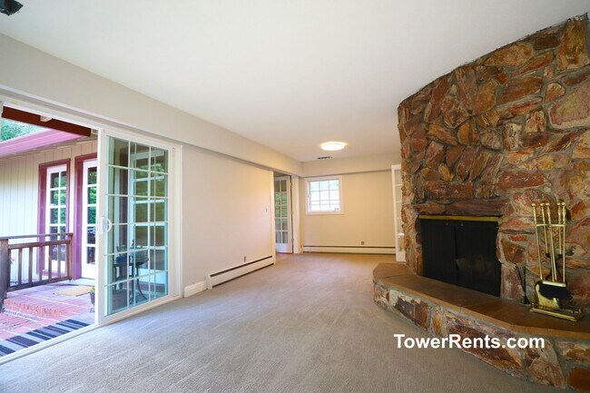 Foto del edificio - Santa Rosa: 3 bedroom, 2 1/2 bath Home wit...