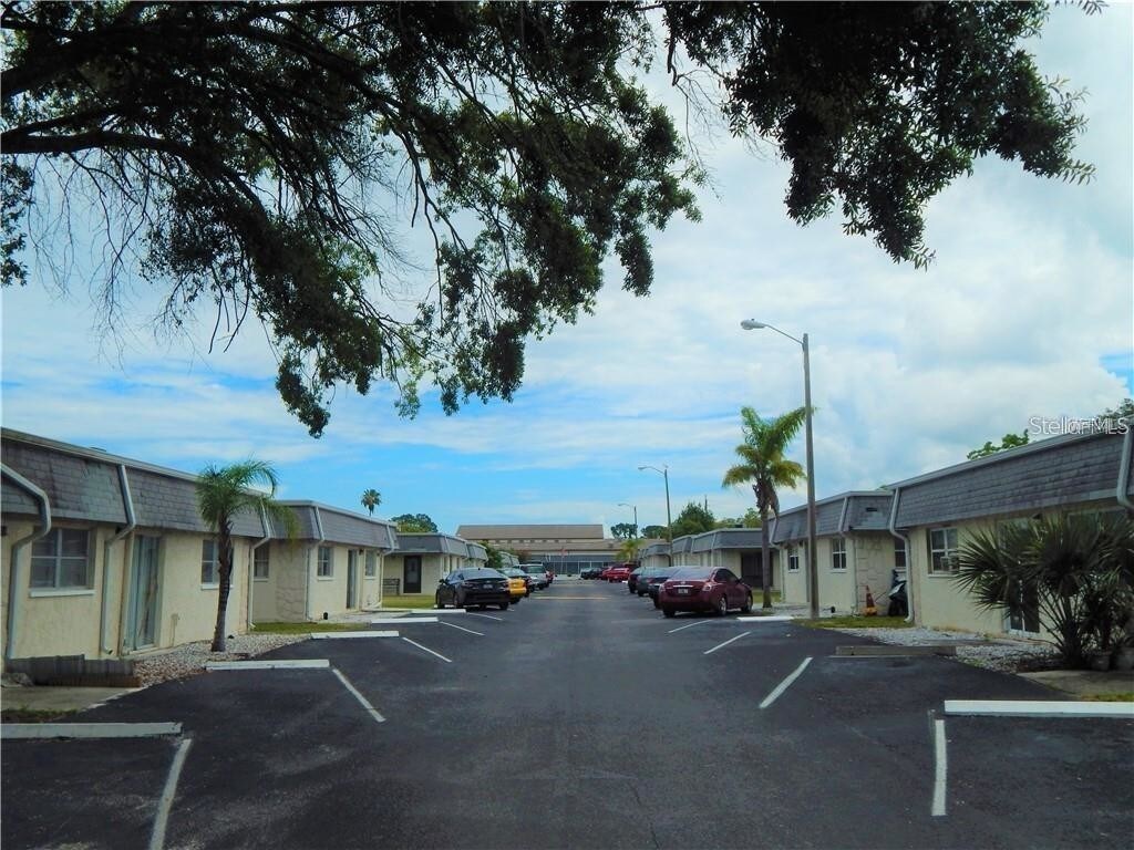 Foto principal - 9814 Hidden Ln