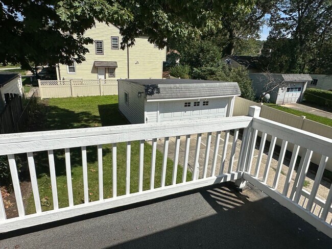 Foto del edificio - Gorgeous 3 bd, 2 bath South Euclid Home Awaits!