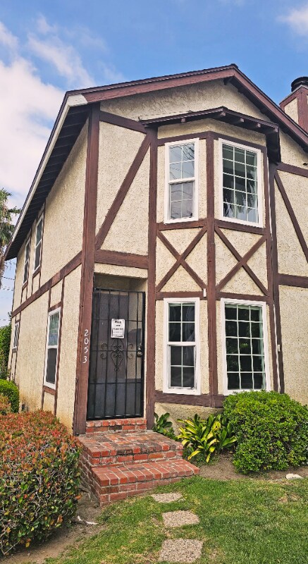 Foto del edificio - 2053 Barry Ave