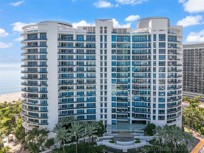 Foto del edificio - 5959 Collins Ave
