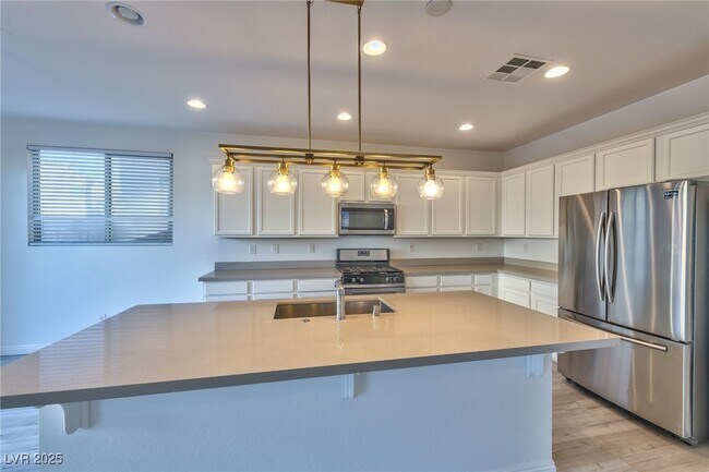 Foto del edificio - 6864 Black Ash St