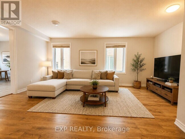 Photo du bâtiment - 561 Settlers Rd W