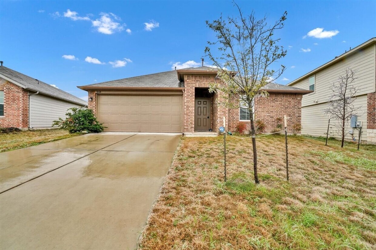 Foto principal - 11324 Malta Dr
