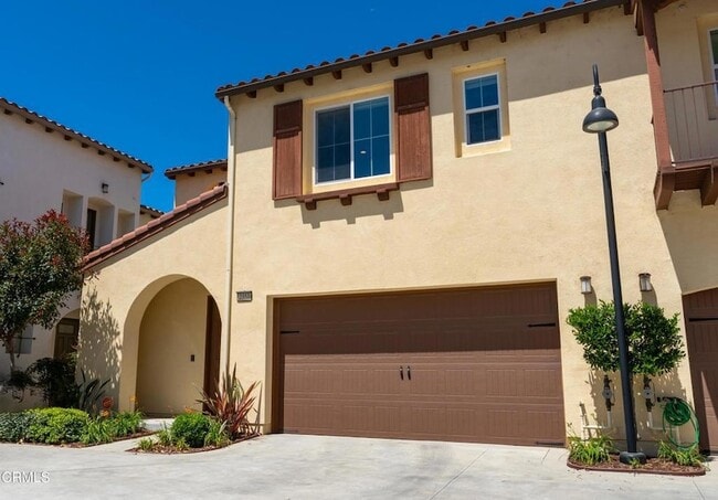 Building Photo - 2353 Nicklaus St