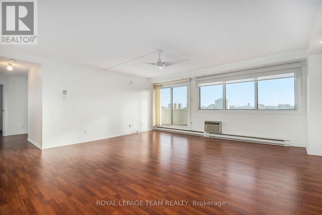 Building Photo - 40 Landry St