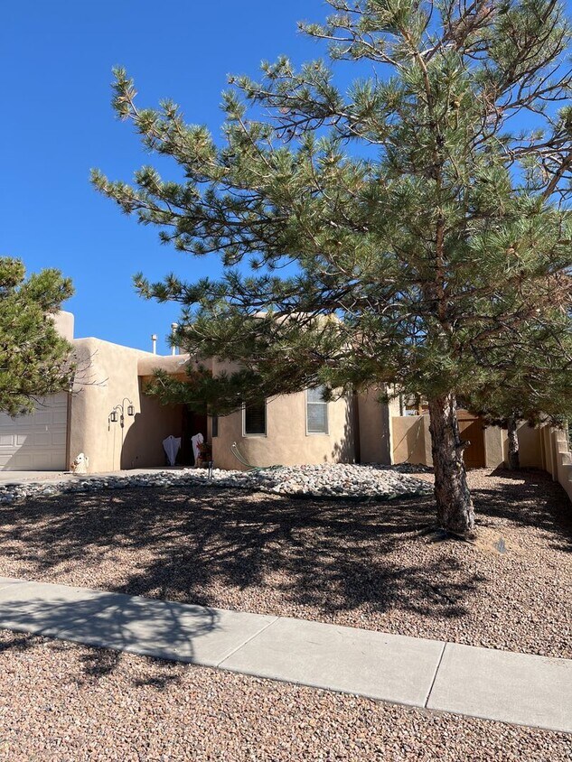Primary Photo - Southwestern Style Home