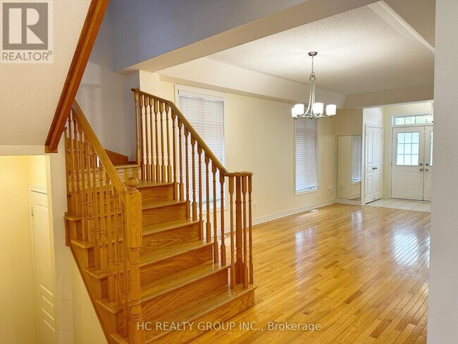 Building Photo - 102 Timna Crescent