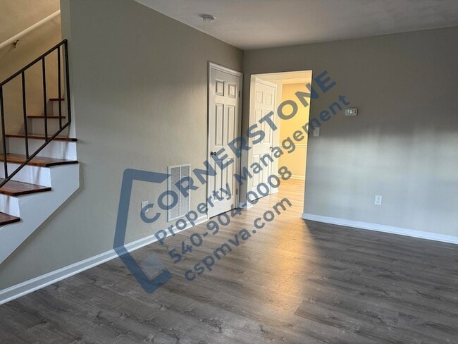 Photo - 1609 19th St NE Townhome