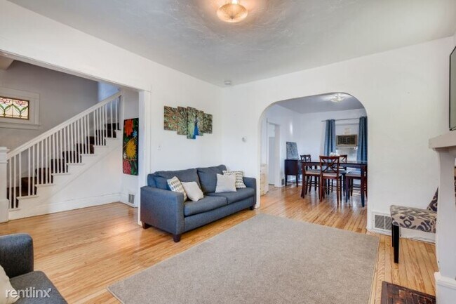 Building Photo - 3 br, 1.5 bath House - 3722 Tejon Street