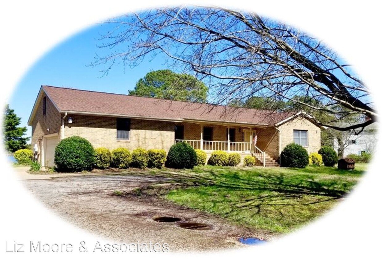 Primary Photo - 3 br, 2.5 bath House - 172 B Hunts Neck Rd