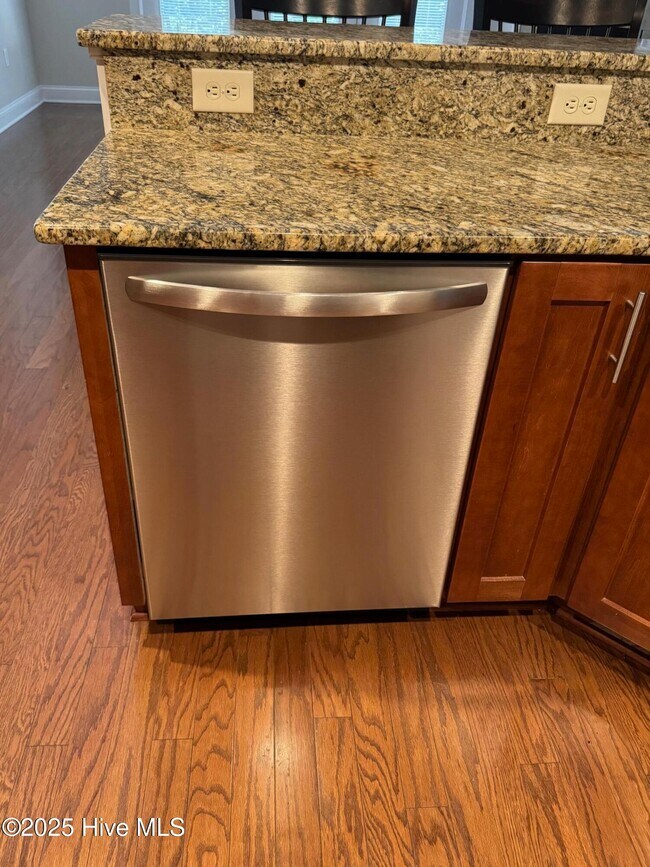 Foto del edificio - 15 Elk Ridge Ln