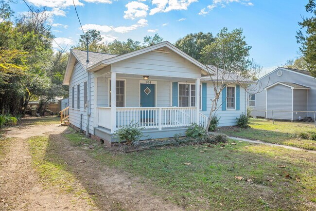 Foto del edificio - 204 E 2nd Ave