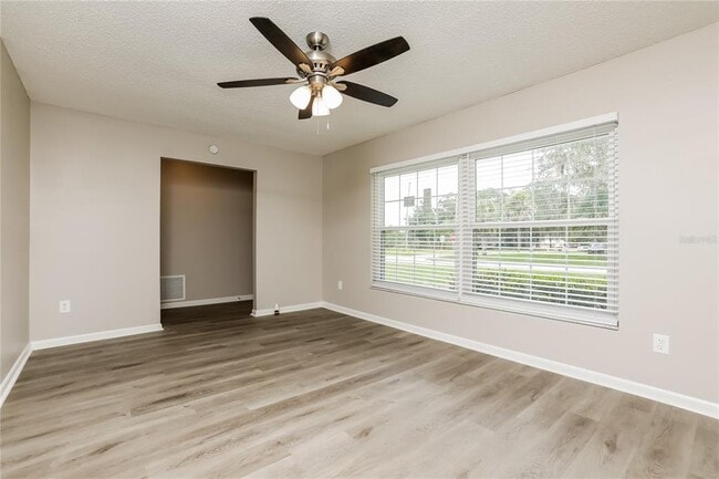 Foto del edificio - 690 Wells St