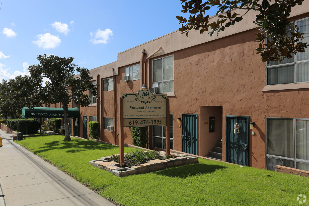 Primary Photo - Pinewood Apartments