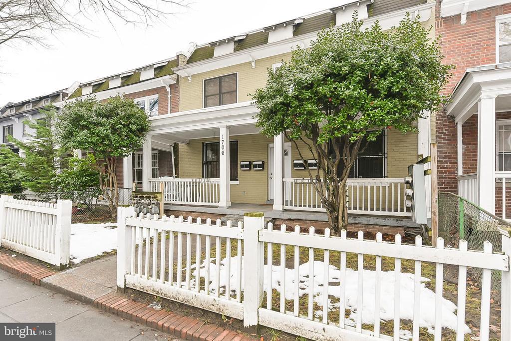 Primary Photo - 1706 West Virginia Ave NE