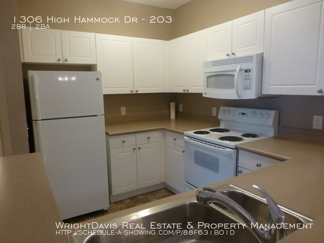 Building Photo - Lovely 2/2 Condo in Crosswynde Community!