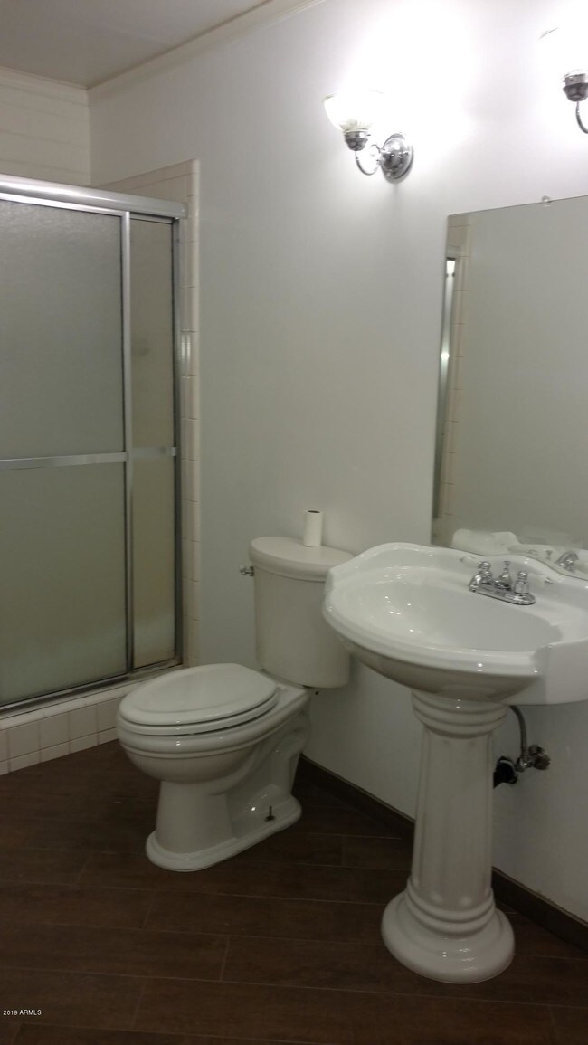 Foto del edificio - 1030 E Bethany Home Rd