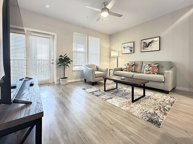 Foto del edificio - 1551 Flournoy Cir W
