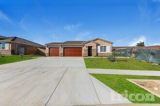 Building Photo - 1704 Lorraine Dr