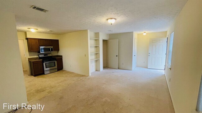 Building Photo - 4 br, 2 bath House - 958 Pleasant Ave.