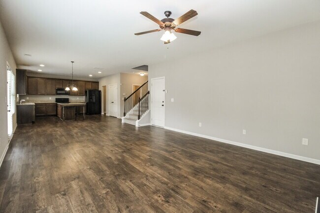 Foto del edificio - 2077 Juniper Ives Ct SE