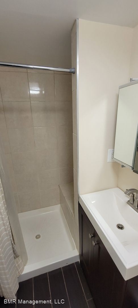 Building Photo - 3 br, 2 bath House - 323 Panorama Way