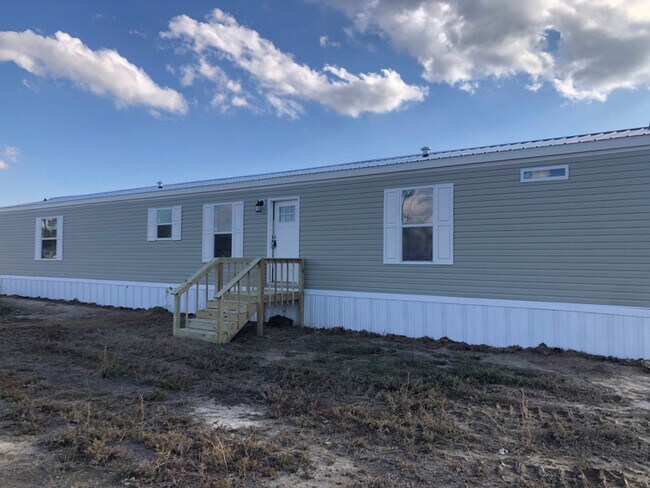 Foto del edificio - 324 Patriot Ln