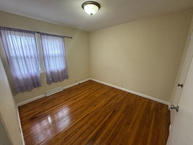 Foto del edificio - Oregon St 1153-1155