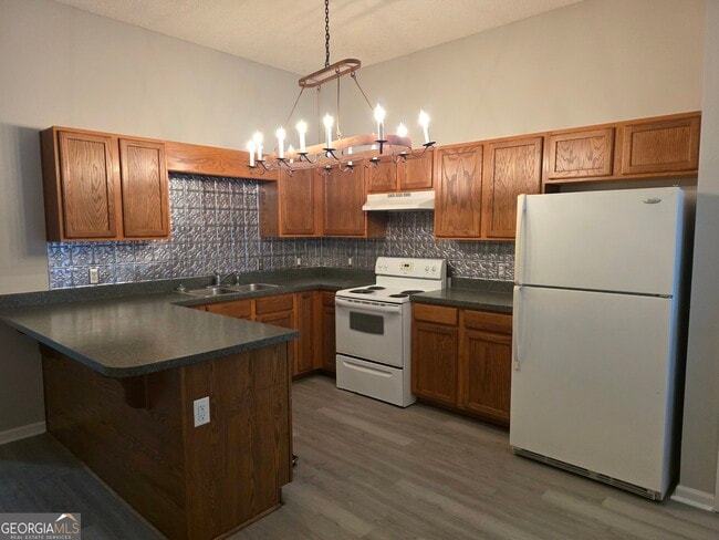 Foto del edificio - 5022 Winfield Dr