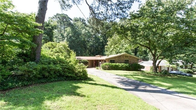 Building Photo - 1863 Merrimac Ct NE