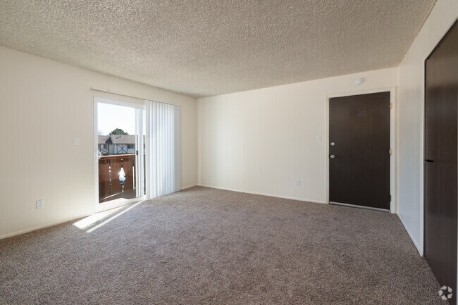 2 habitaciones, 1 baño, 800 pies cuadrados, sala de estar - Kingsborough Apartments
