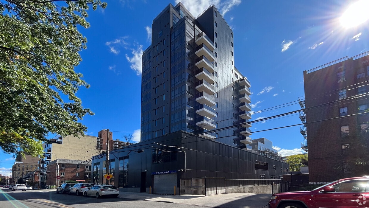 Murray Hill Mansion Apartments in Flushing, NY