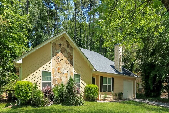 Building Photo - 4999 Galbraith Cir