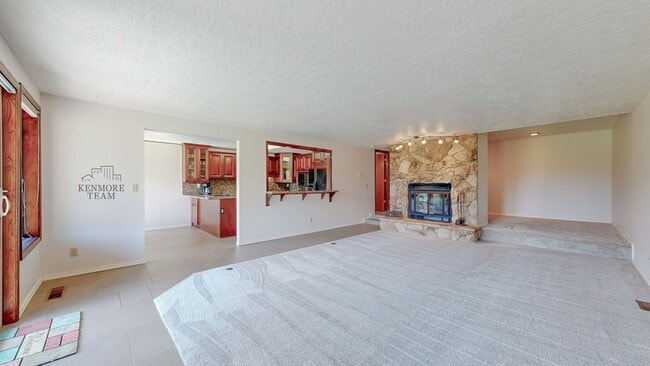 Building Photo - 2 Bed/2 Bath Condo on the Golf Course