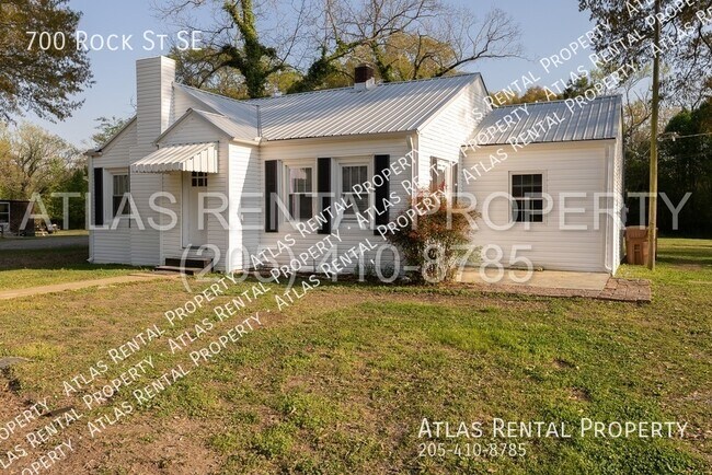 Building Photo - 700 Rock Street SE, Hartselle Al 35640