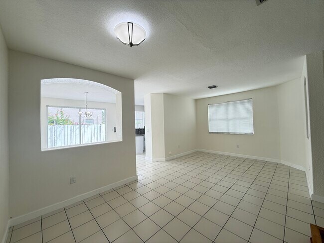 Foto del edificio - 15131 SW 23rd Ln