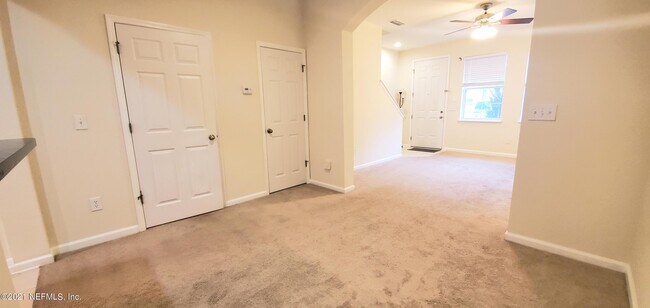 Building Photo - 13007 Surfside Dr