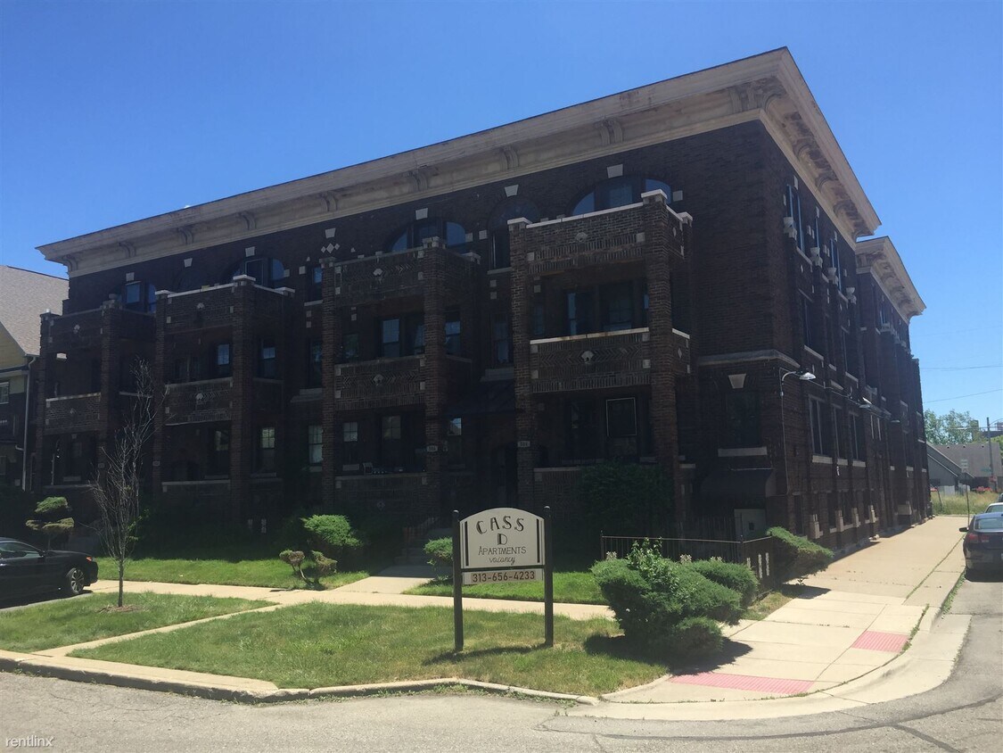 Primary Photo - 504 E Kirby St