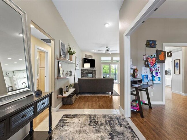 Foto del edificio - 263 Brookwood Loop