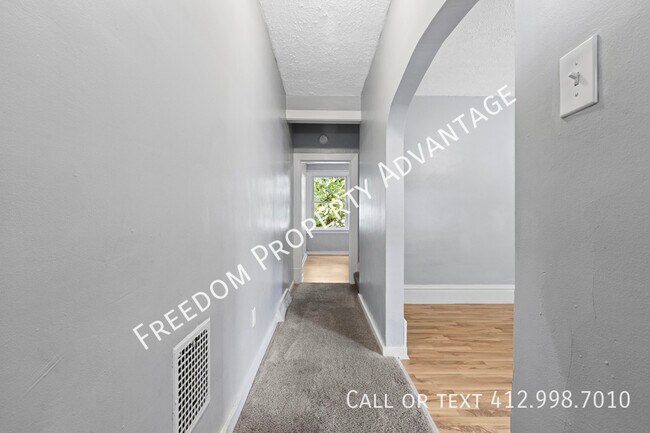 Foto del edificio - 1240 Church Ave