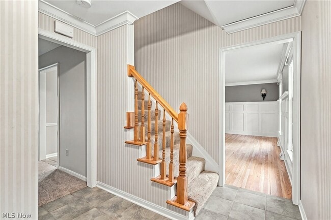 Building Photo - 6832 Green Ridge Ave