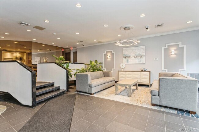 Foto del edificio - 500 High Point Dr