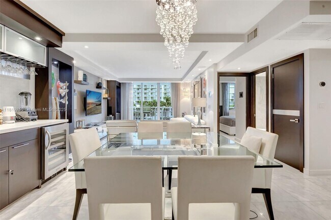 Foto del edificio - 2301 Collins Ave