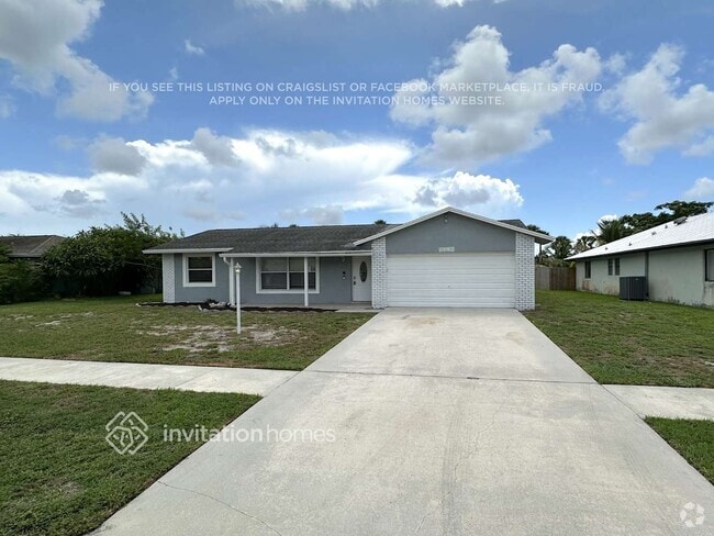 Building Photo - 1382 Woodcrest Rd E