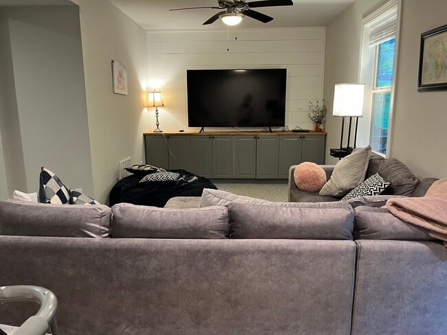 Photo - 265 Huntley Ave House