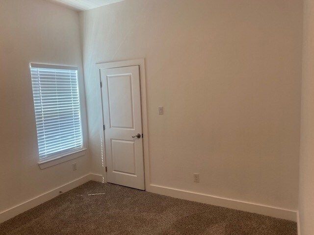 Building Photo - 4539 Rosemont St