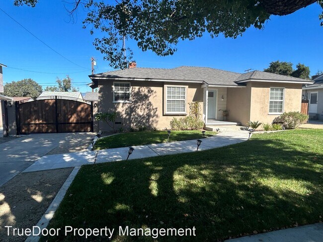 Foto del edificio - 2 br, 1 bath House - 1307 College Ave.